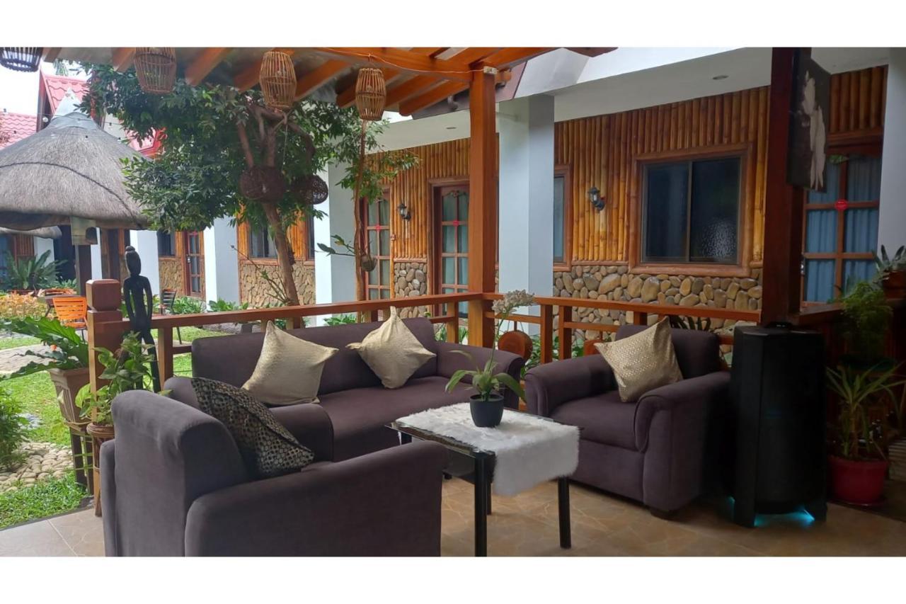 Oyo 934 Bea'S Garden Inn Tiniguiban Esterno foto